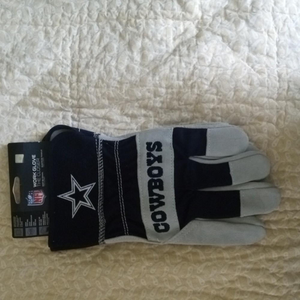 Dallas Cowboys work gloves